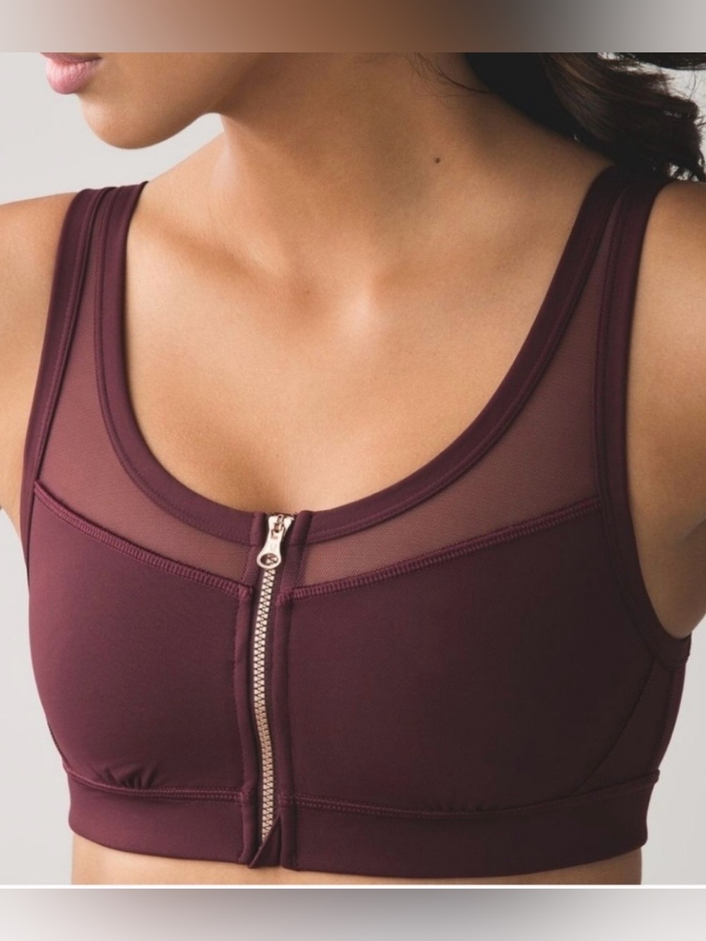 LULULEMON ‘DROP IT LIKE IT’S HOT’ MAROON SPORTS BRA SIZE 4